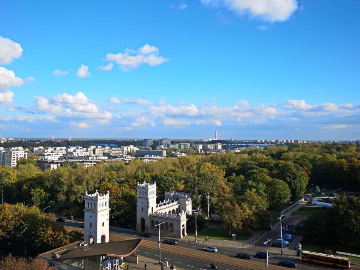 Апартаменты Smolna Tower Варшава Экстерьер фото